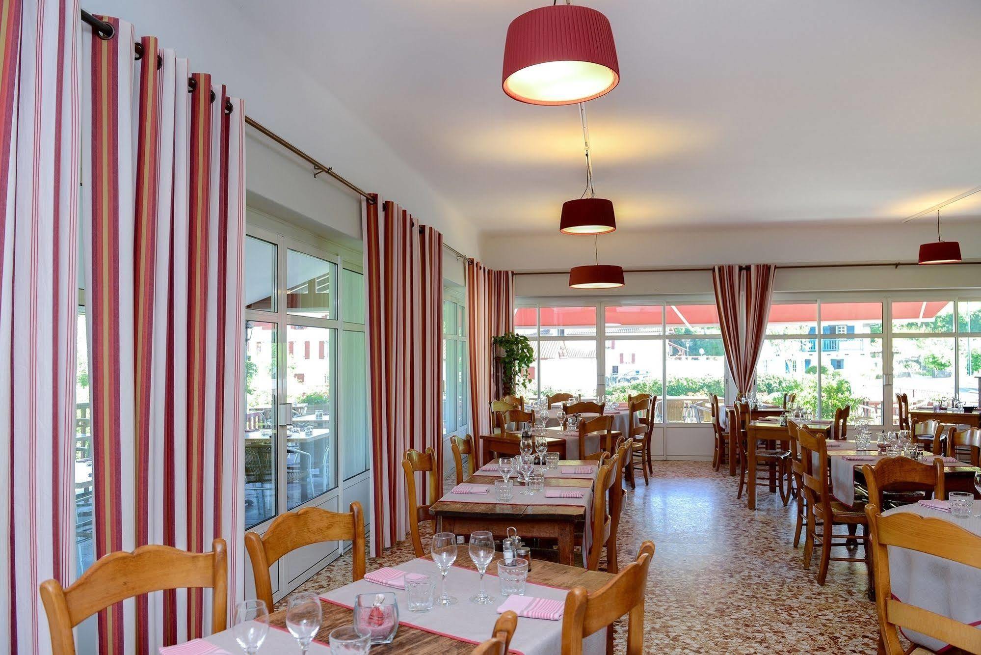 Logis Hotel Ur-Hegian Aïnhoa المظهر الخارجي الصورة