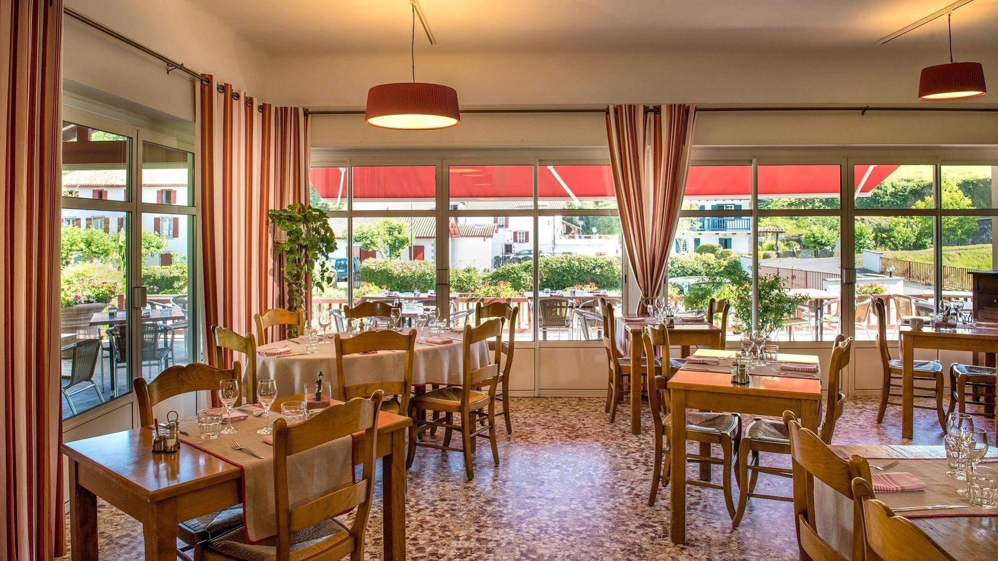 Logis Hotel Ur-Hegian Aïnhoa المظهر الخارجي الصورة