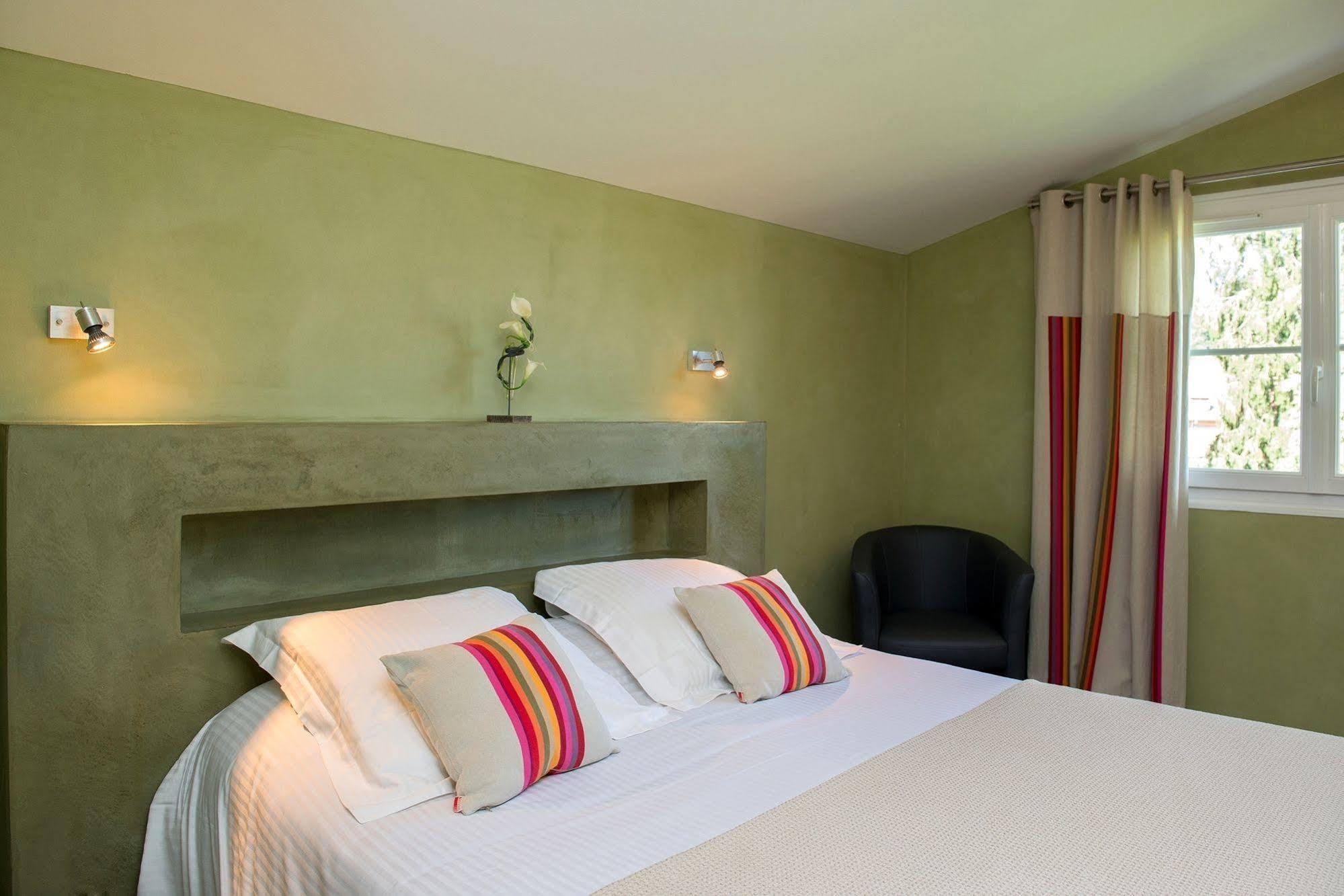 Logis Hotel Ur-Hegian Aïnhoa المظهر الخارجي الصورة
