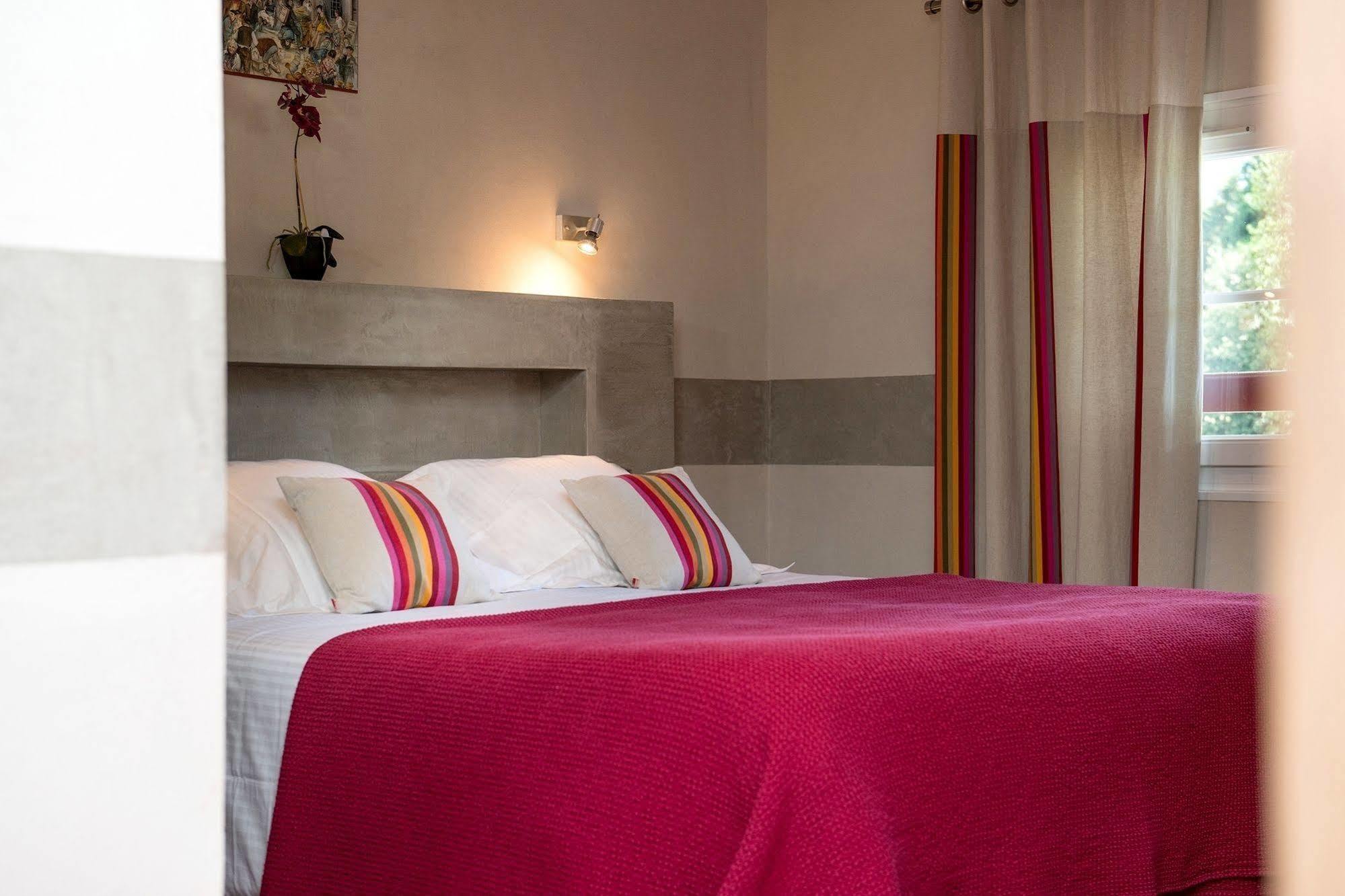 Logis Hotel Ur-Hegian Aïnhoa المظهر الخارجي الصورة